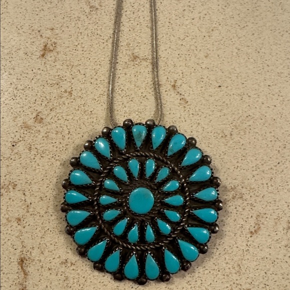 Turquoise and Black Native American Statement Brooch or pendant in Sterling - Picture 4 of 5